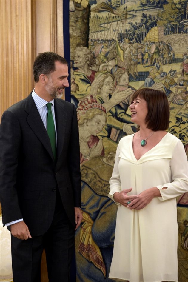 El rey y Francina Armengol, presidenta de Baleares