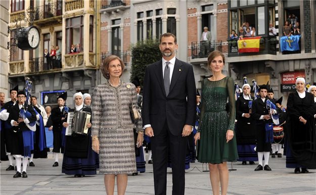 Don Felipe y doña Letizia presiden los Premios Príncipe de Asturias