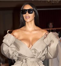 El polémico ‘traje pierde kilos’ de Kim Kardashian