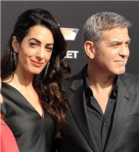 Los Clooney a la greña con los vecinos
