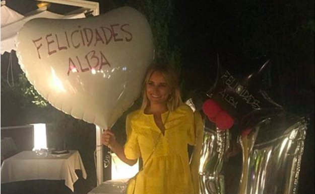 Alba Carrillo celebra su cumpleaños 'ajena' a las polémicas