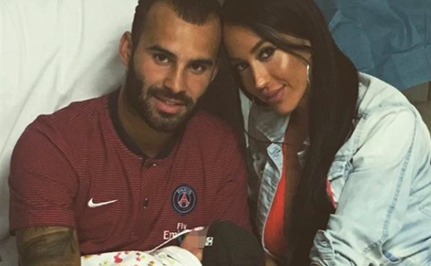 La agridulce celebración del futbolista Jesé Rodríguez con su hijo en el hospital