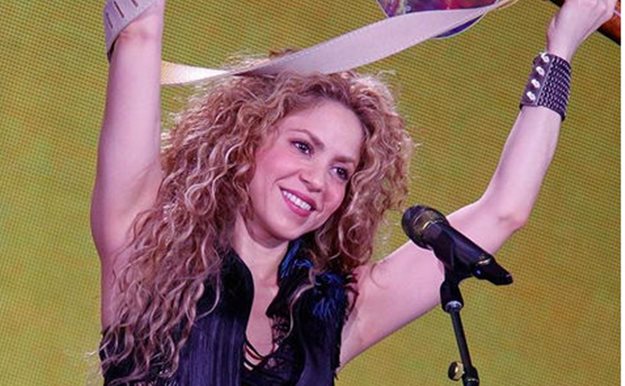 Shakira recibe una visita muy especial en su concierto de Amsterdam