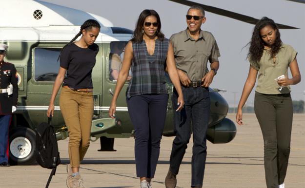 Los Obama y sus hijas inician sus vacaciones españolas