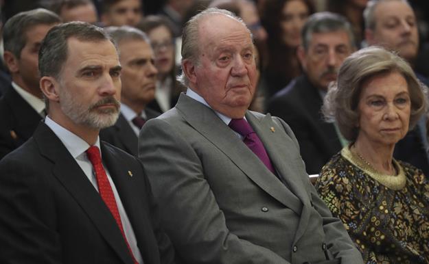 La reina Sofía pide a su hijo Felipe VI no coincidir con el rey Juan Carlos I