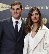 Sara Carbonero e Iker Casillas se quedan en Oporto 