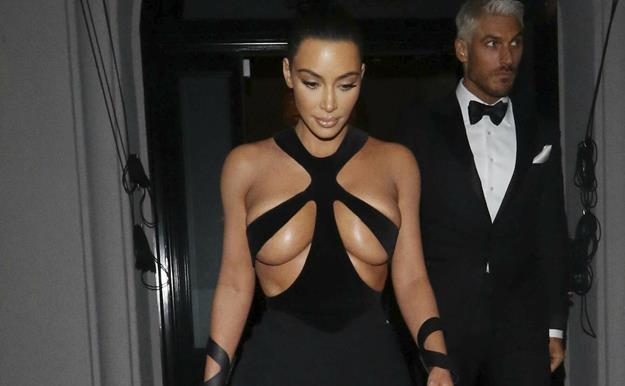 El dineral que se lleva Kim Kardashian por una sola publicación en Instagram