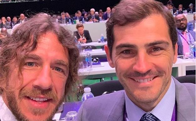 Iker Casillas, unas horas sin Sara Carbonero y reencuentro con Carles Puyol 