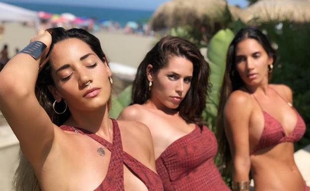 India Martínez y sus hermanas posan en bikini como las Kardashian españolas