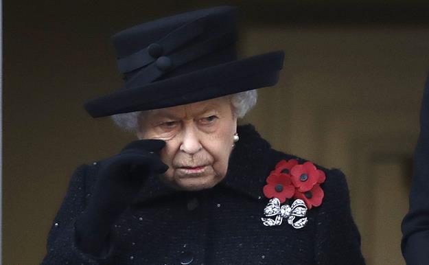 Isabel II no se corta y deja claro si prefiere a Kate Middleton o Meghan Markle
