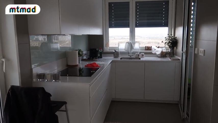 Violeta cocina
