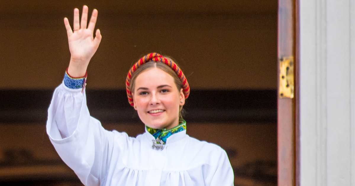 La princesa ingrid alexandra de noruega cumple 16 años estrenando retrato