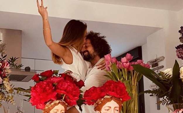 Sálvame: El reportero José Antonio León anuncia la fecha de su boda con su novia Rocío