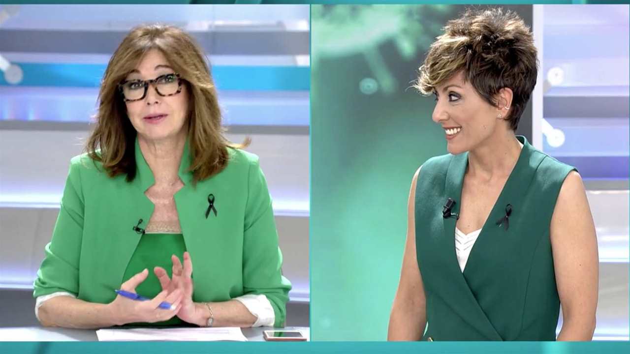 El piropo de Ana Rosa Quintana a Sonsoles Ónega: "La que de verde se viste por guapa se tiene"