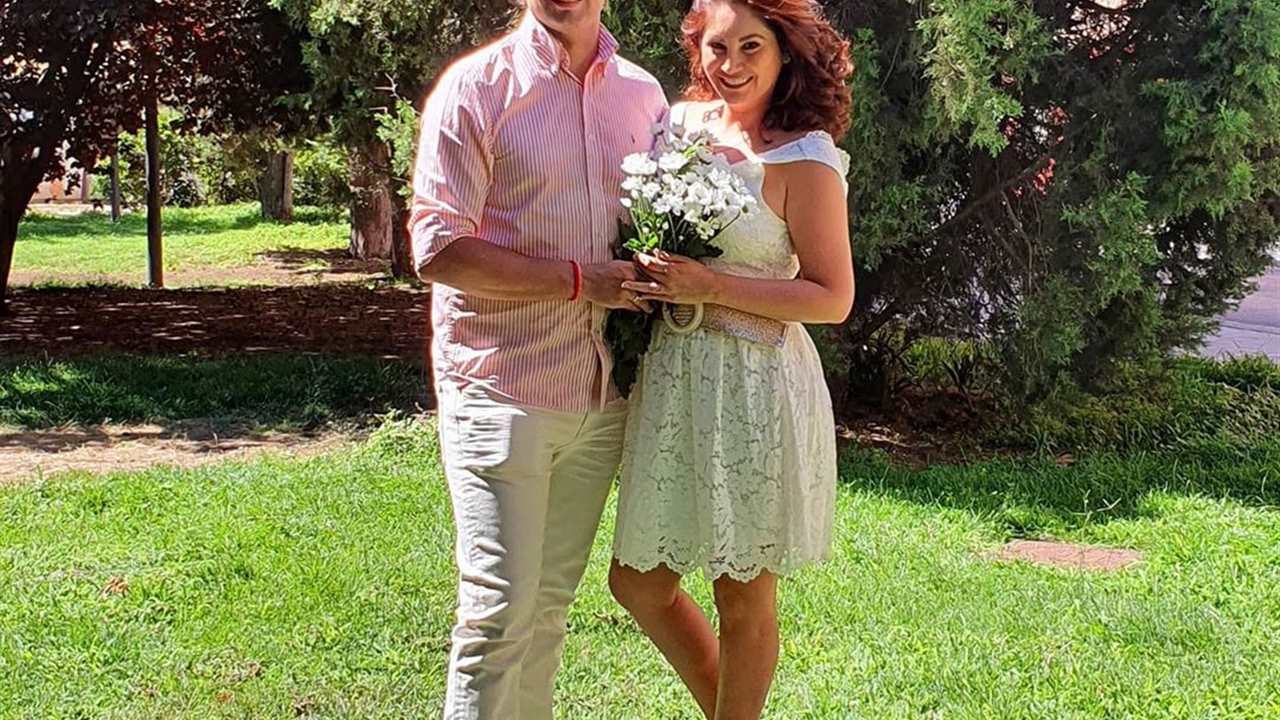 Aneth Acosta se casa por sorpresa con Guillermo Gutiérrez