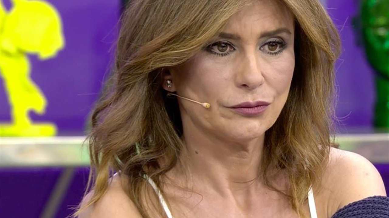 Gema López 'traiciona' a Lydia Lozano al defender a María Teresa Campos