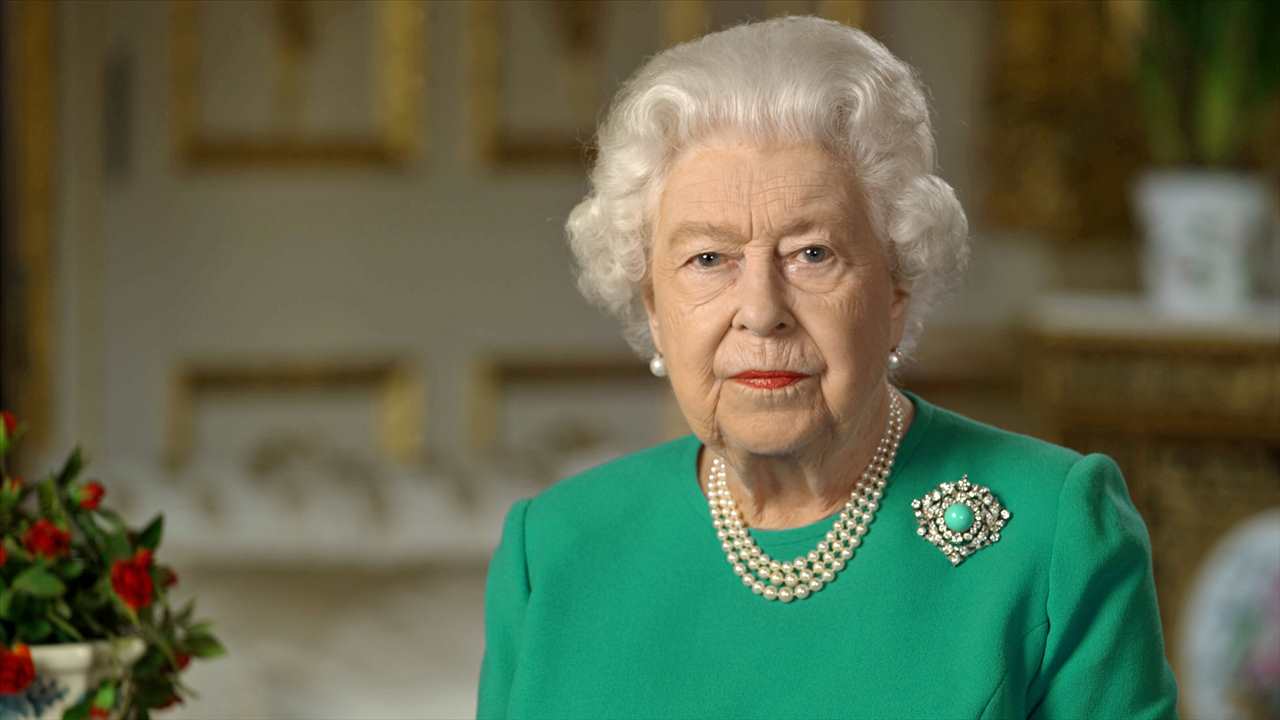 Isabel II cumple 94 años sin celebración y aislada en el palacio de Windsor por la crisis del coronavirus