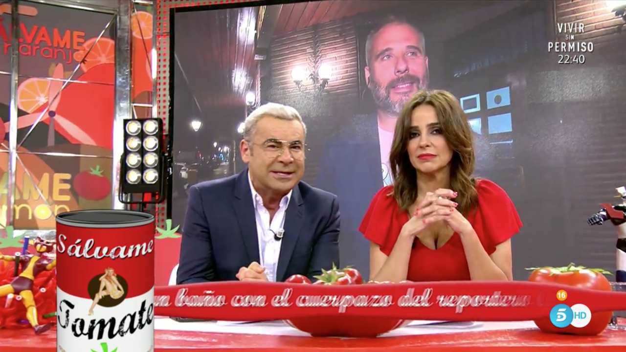 Jorge Javier Vázquez y Carmen Alcayde 'reviven' el mítico 'Aquí Hay Tomate'