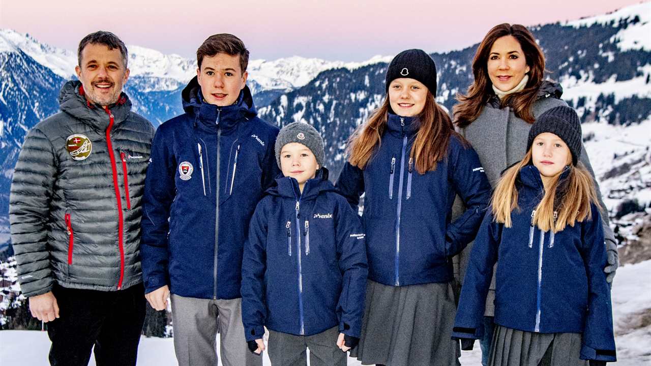 Federico y Mary de Dinamarca acompañan a sus hijos en su primer día de colegio en Suiza
