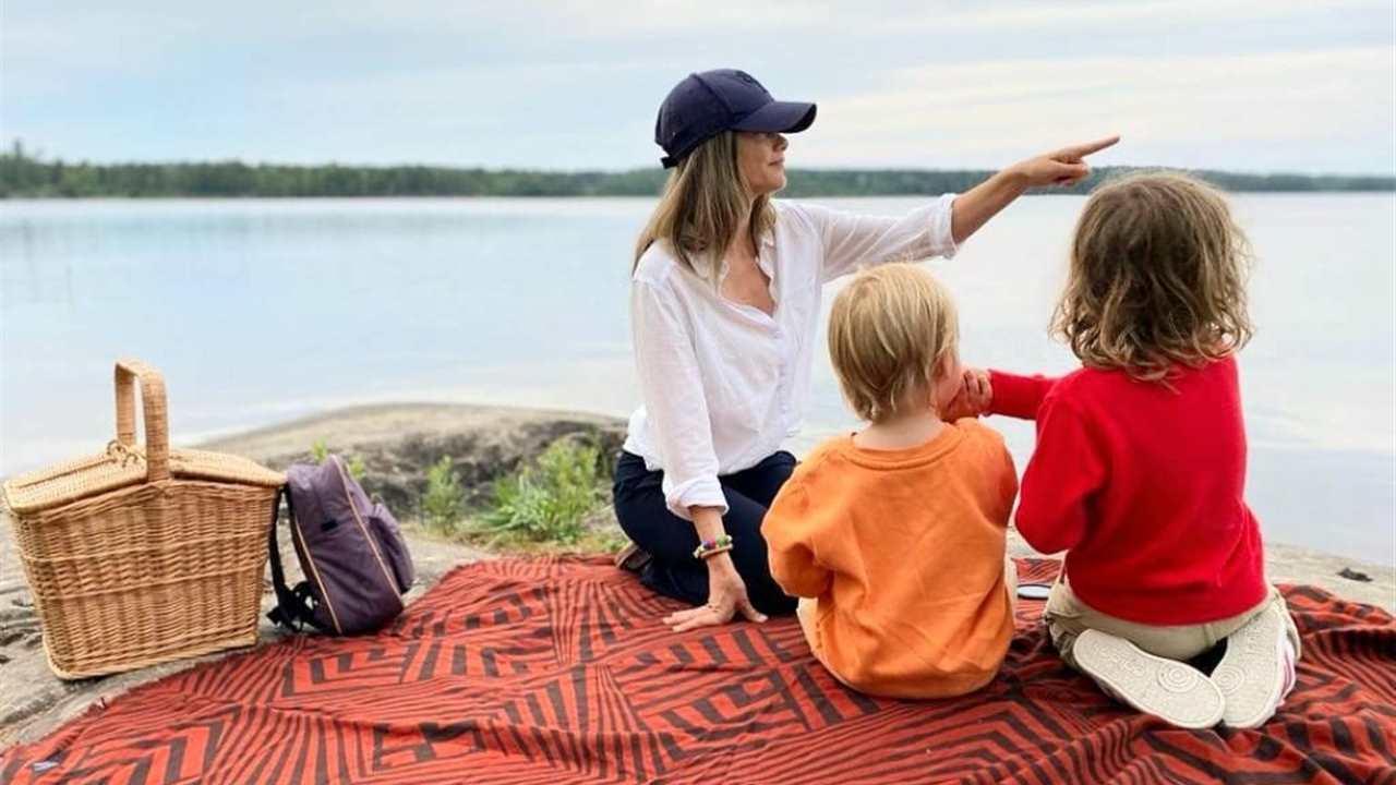 Los príncipes Carlos Felipe y Sofía revelan la segunda parada de sus idílicas vacaciones por Suecia