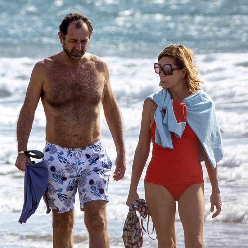 Ágatha y su novio, Luis Gasset, romántico paseo por las playas de Gran Canaria