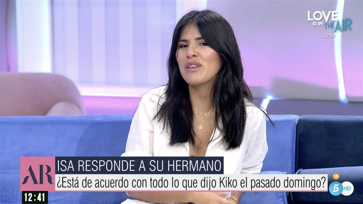 En 'El programa de AR', Isa Pantoja comenta el 'Deluxe' de su hermano Kiko Rivera