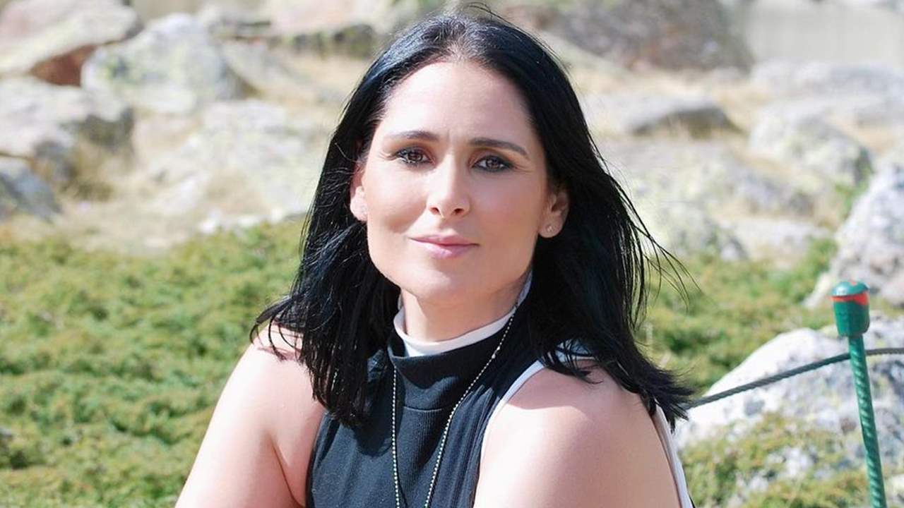 Rosa López se viste 'de novia' tras anunciar su romance con Iñaki García