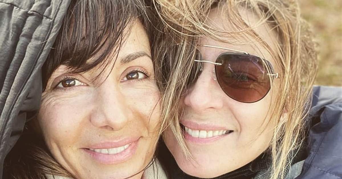 Sandra barneda se pone romántica con nagore robles: 