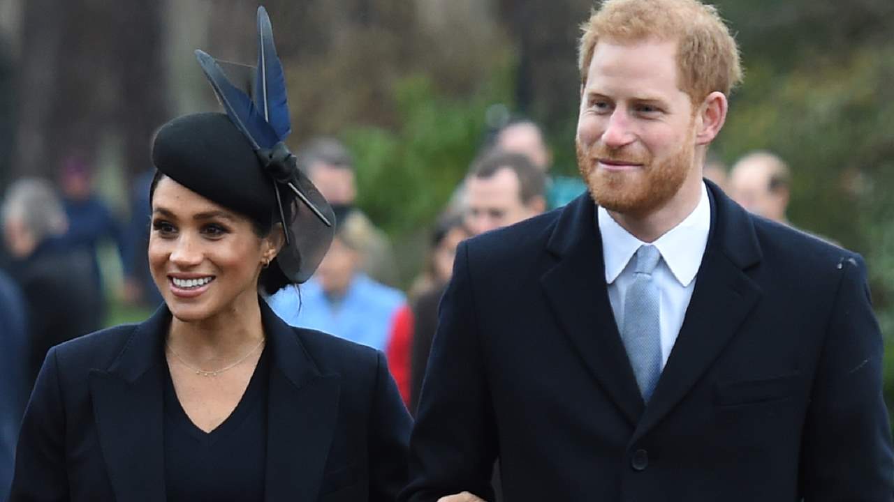 Meghan y Harry rompen con la familia real: las consecuencias negativas y beneficios de su decisión