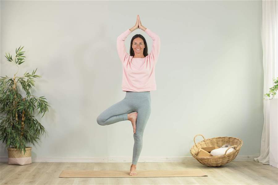 Eva Roca Curso de Iniciación al Yoga Escuela Cuerpomente
