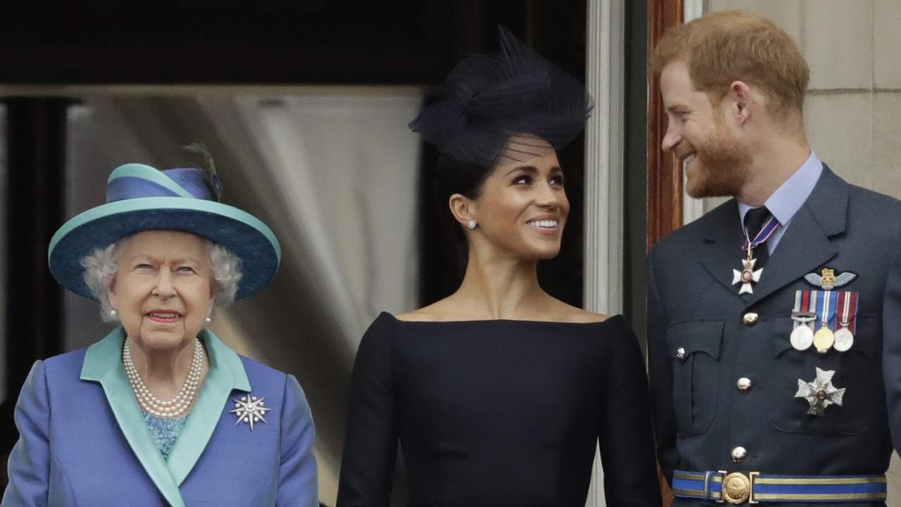 Meghan Markle y el príncipe Harry triunfan en los negocios mientras Isabel II entra en números rojos