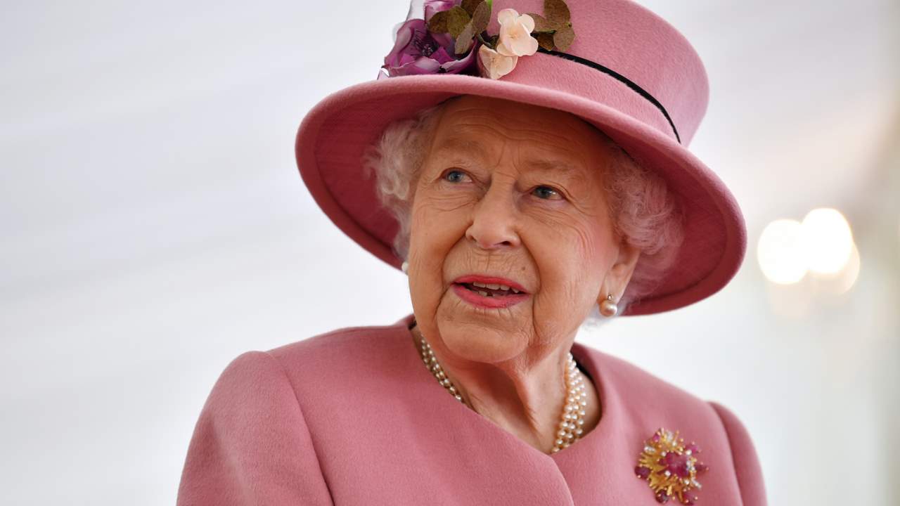 Isabel II envía un escueto comunicado tras el nacimiento de la hija de Meghan Markle y el príncipe Harry