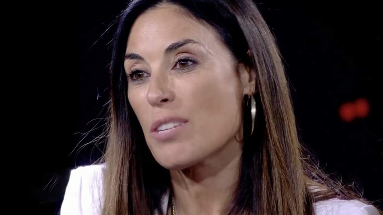 Isabel Rábago, expulsada de 'Secret Story' tras tocar fondo, llora al reencontrarse con su marido