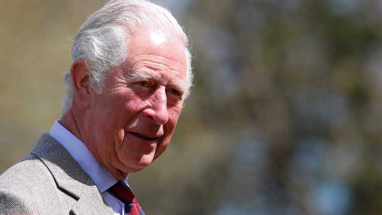 El príncipe Carlos da un nuevo disgusto a Isabel II: la policía investigará a su fundación