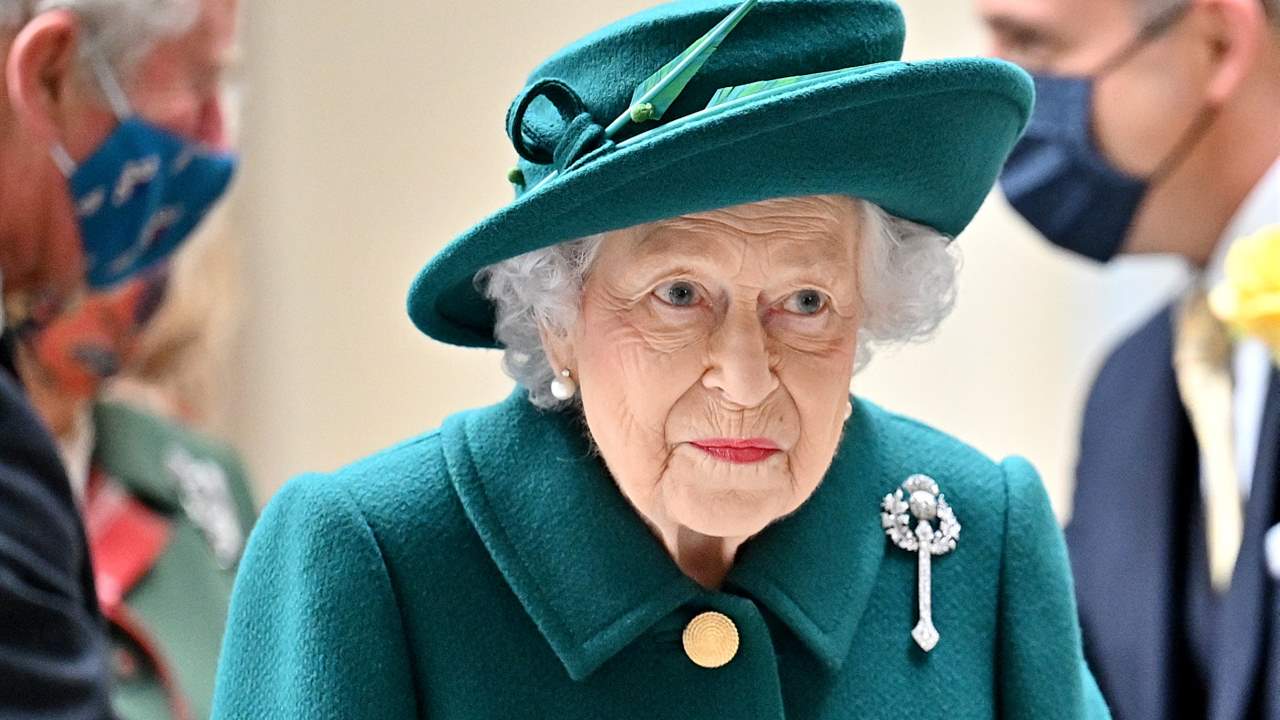 La reina Isabel II cancela de nuevo su agenda mientras se recupera del coronavirus