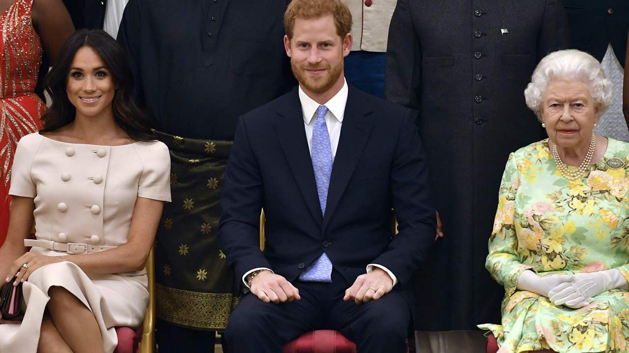 Isabel II abre la puerta a una reconciliación con Meghan Markle y el príncipe Harry con esta invitación