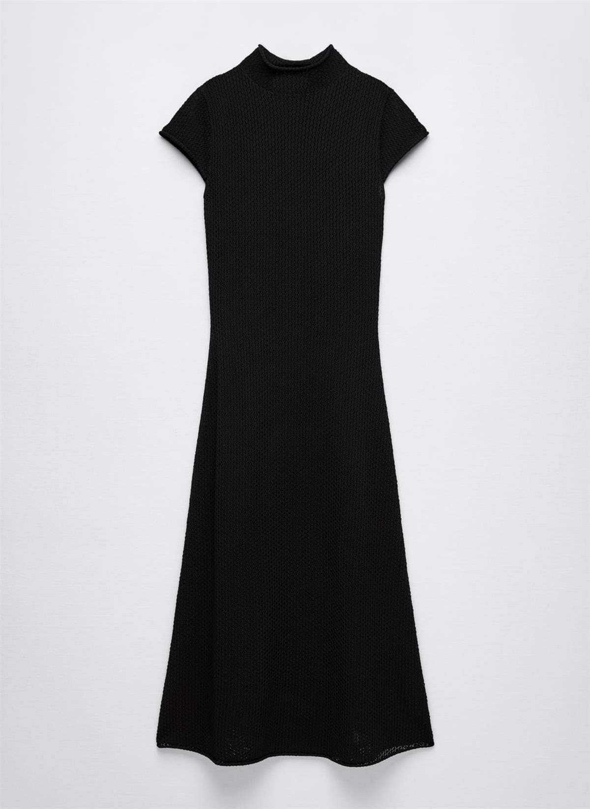 Vestido negro de Zara