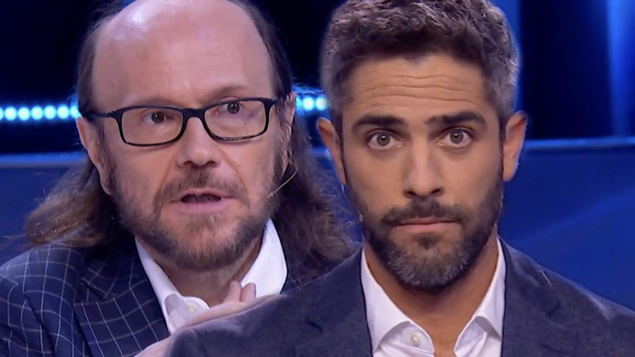 Santiago Segura deja en shock a Roberto Leal con su truco para disimular su calva en 'El Desafío'