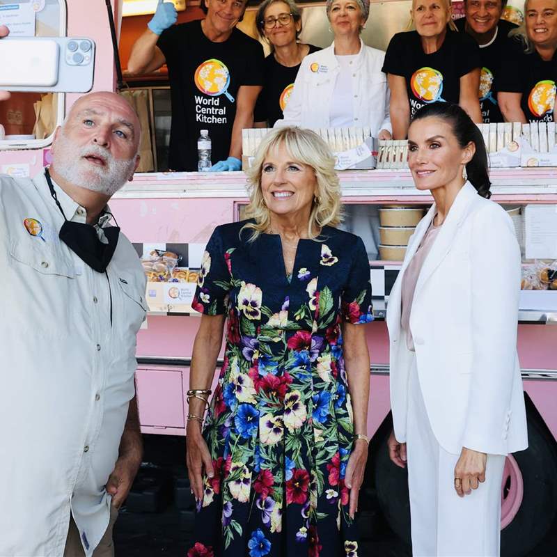 El chef José Andrés junto a Jill Biden y la reina Letizia