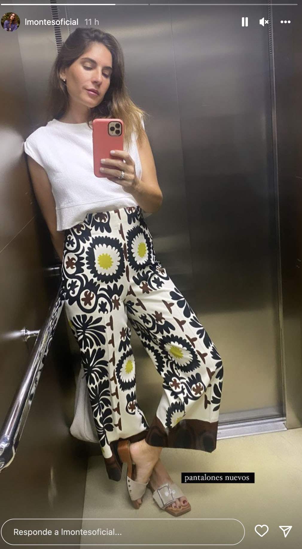 Lourdes Montes con pantalones culotte de Zara