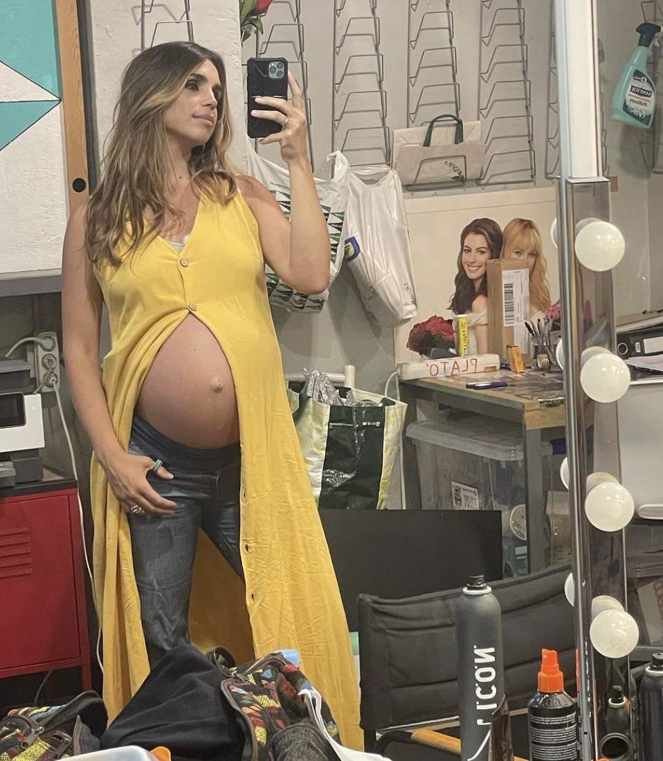 Elena Furiase presume de embarazo ante el inminente nacimiento de su segundo hijo