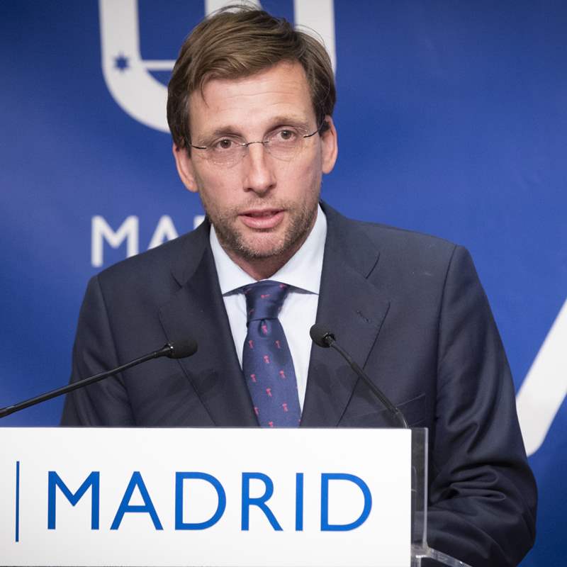 El alcalde de Madrid cree que está al frente de una comunidad de vecinos con pensamiento único