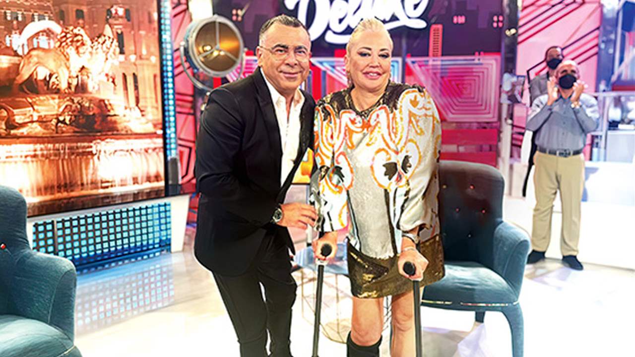 Jorge Javier Vázquez y Belén Esteban en un momento del 'belenazo' de 'Sábado Deluxe'