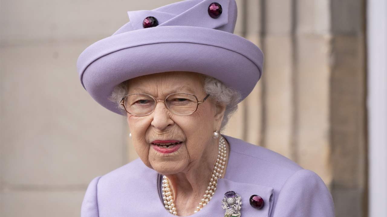 La reina Isabel II hace saltar las alarmas de nuevo sobre su salud tras cancelar un acto en Balmoral