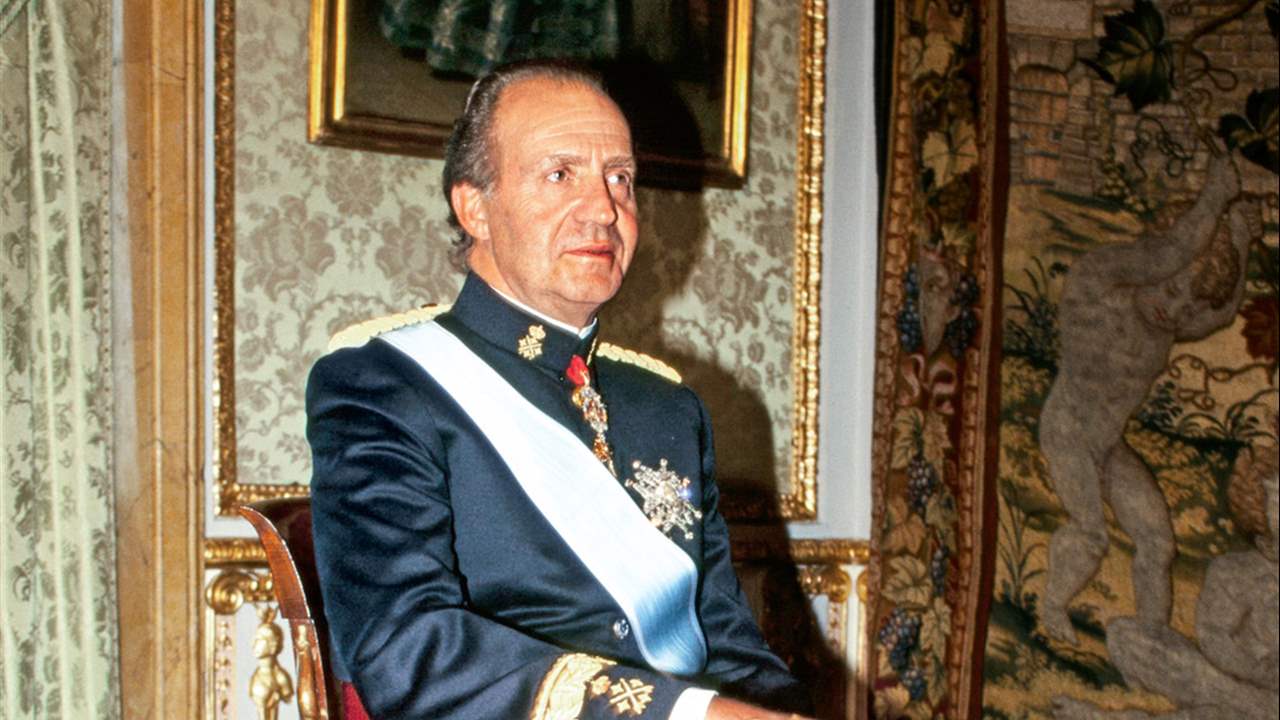 Cuentan que Queca Campillo le hizo un Sharon Stone en 'Instinto básico' al rey Juan Carlos delante de la reina Sofía