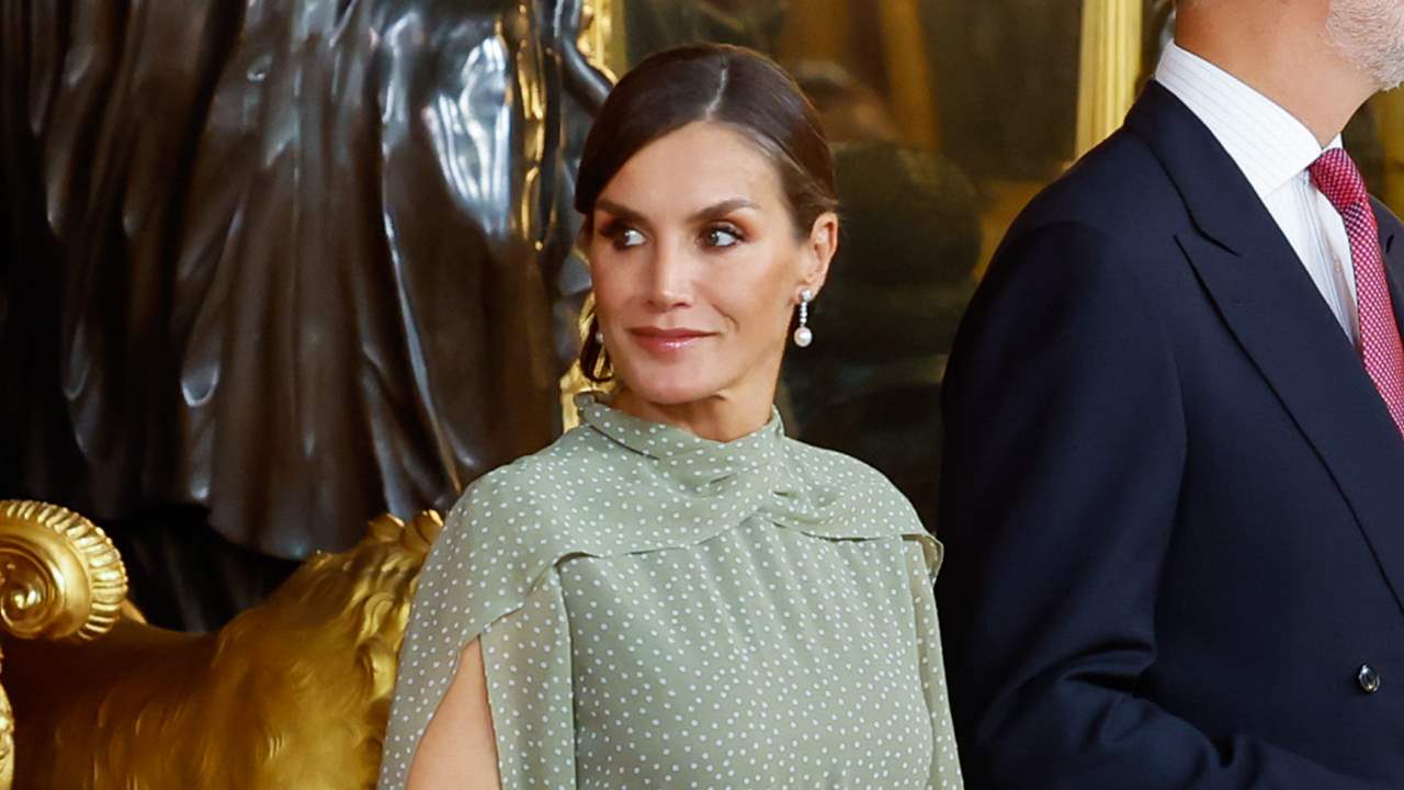 La reina Letizia habla por primera vez de la dolorosa afección que sufre en los pies