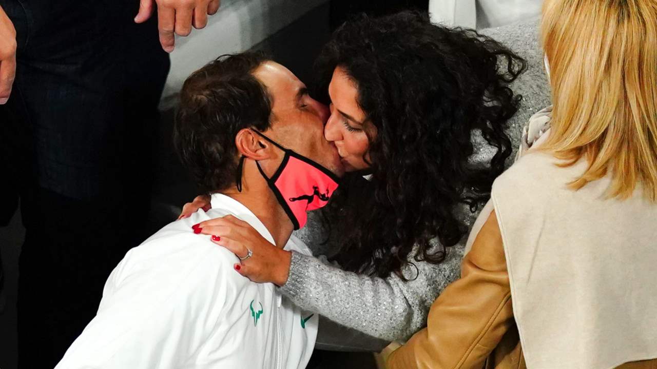 Rafa Nadal disputa su primer gran torneo arropado por Mery Perelló y su hijo recién nacido