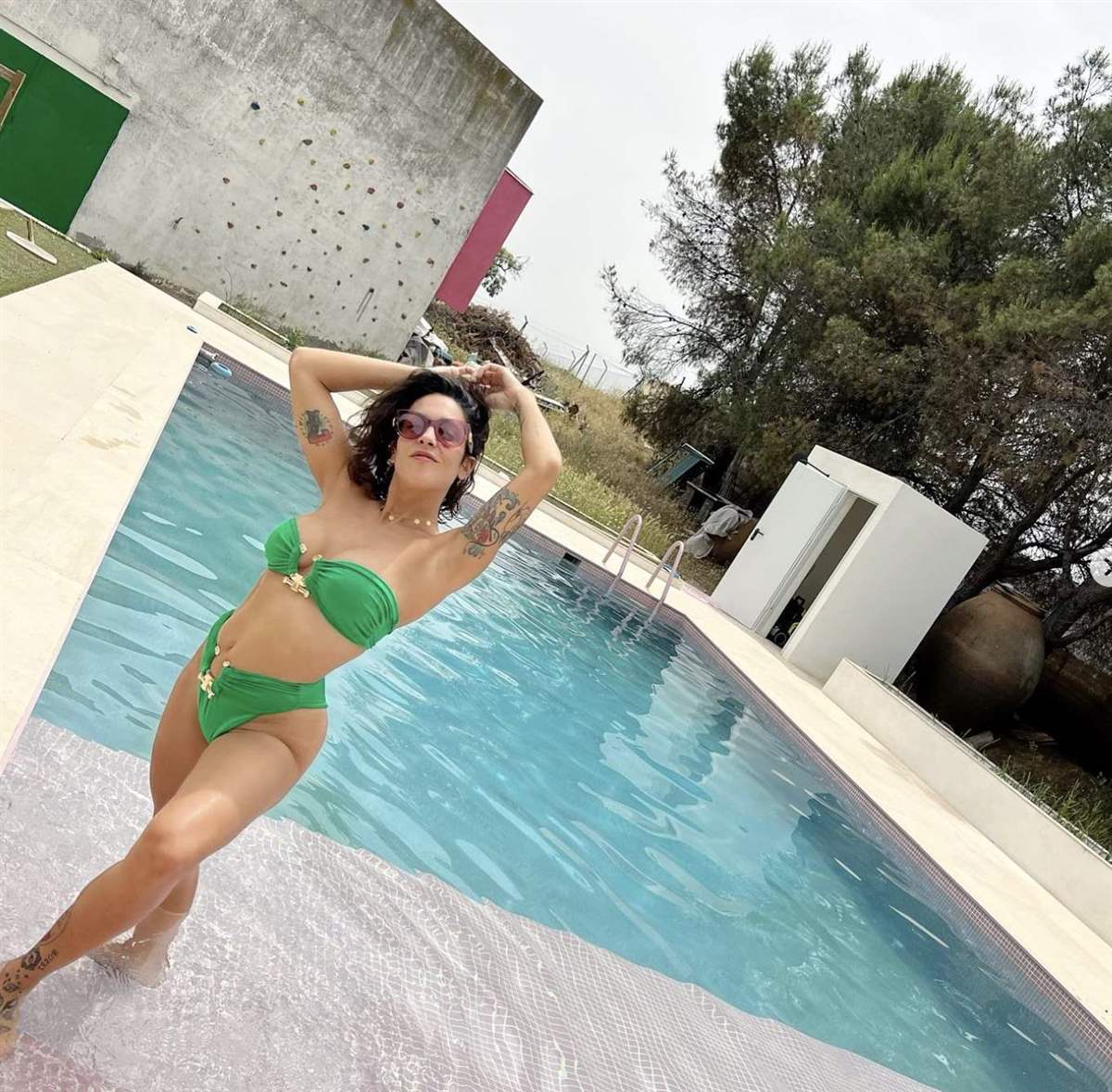 Lorena Castell piscina