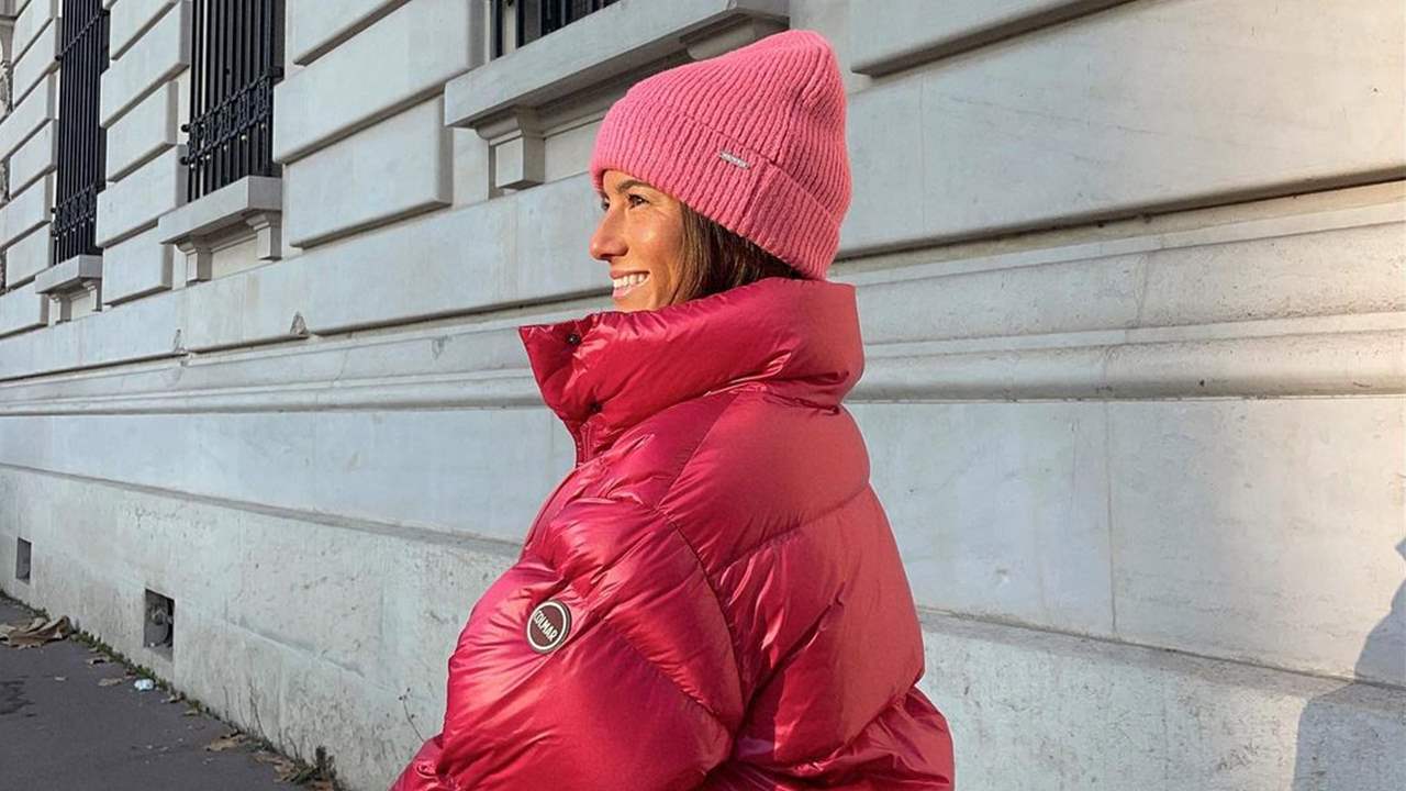 12 abrigos acolchados para sobrevivir al frío con estilo este invierno