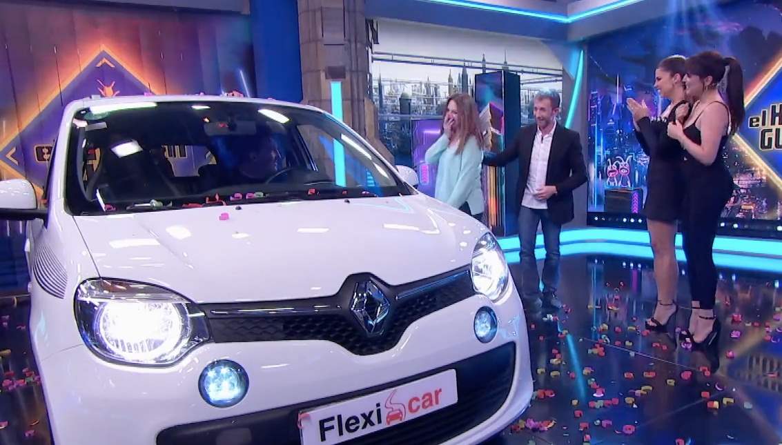 Motos regala un Twingo